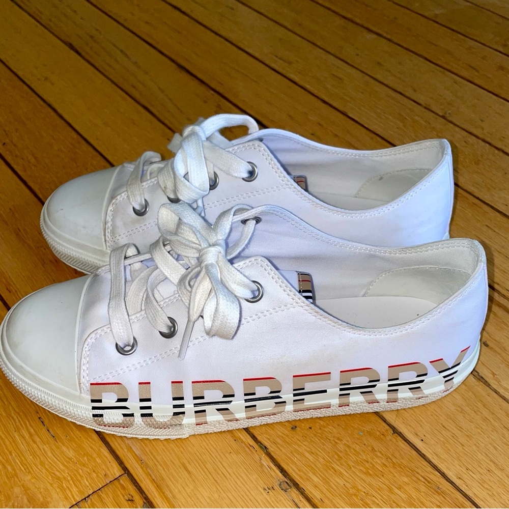 BURBERRY SNEAKERS SZ 35 EU / 3-3.5 US - Picture 3 of 9